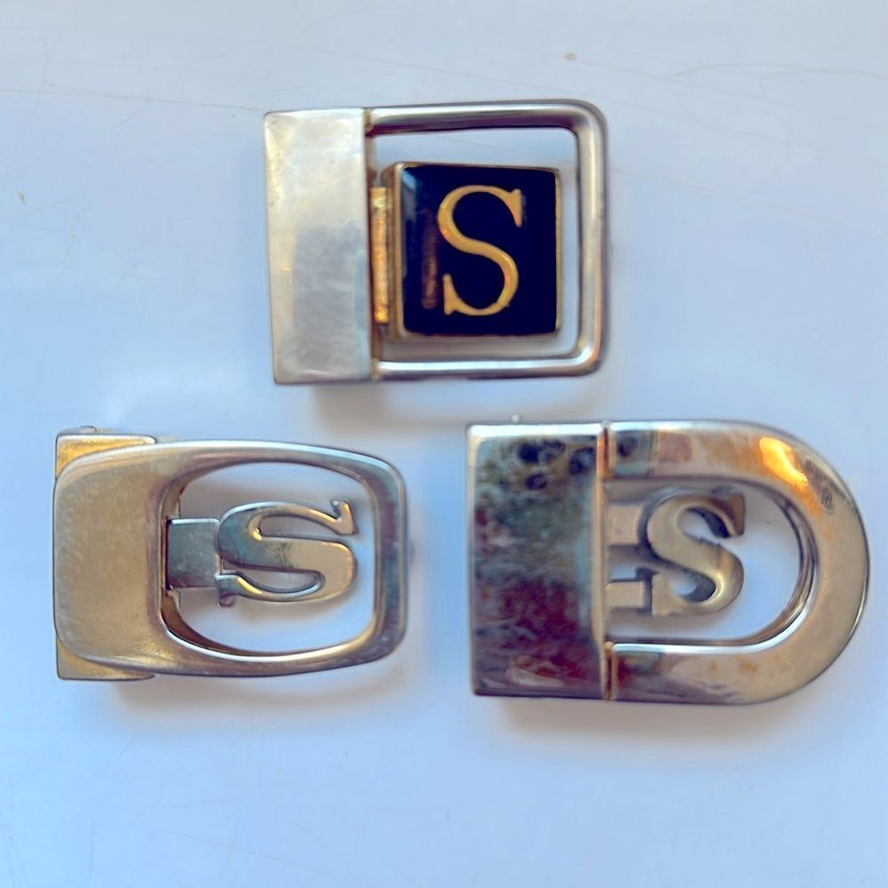 Three‎ vintage letter “S” belt buckles